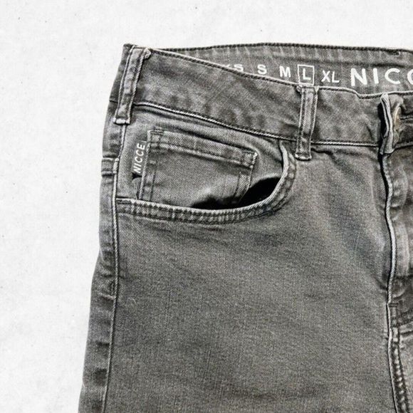 NICCE Men’s Sz L 32" Waist Washed Black Skinny Fit Jeans Back Logo RIPPED!‎ - Picture 5 of 14